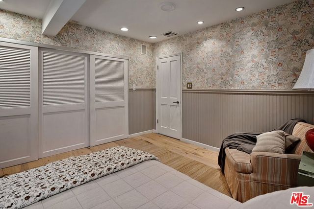 845 Amoroso Place, Los Angeles, CA 90291