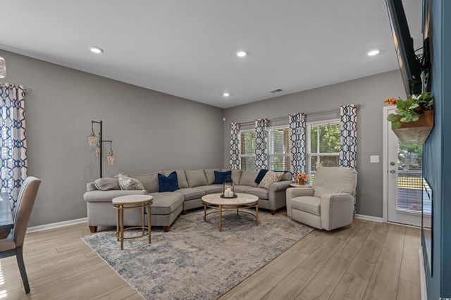 5575 Whitebark Dr., Myrtle Beach, SC 29577