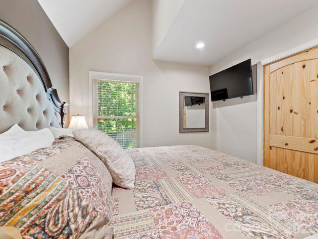 154 Dogwood Drive, Weaverville, NC 28787
