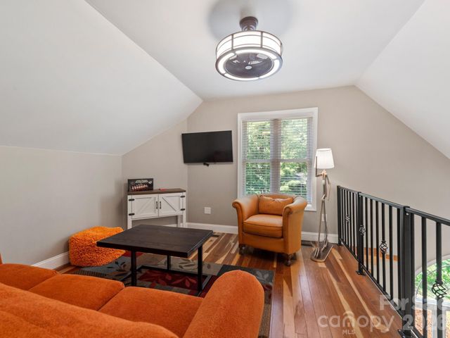 154 Dogwood Drive, Weaverville, NC 28787