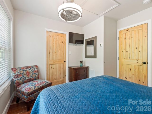 154 Dogwood Drive, Weaverville, NC 28787