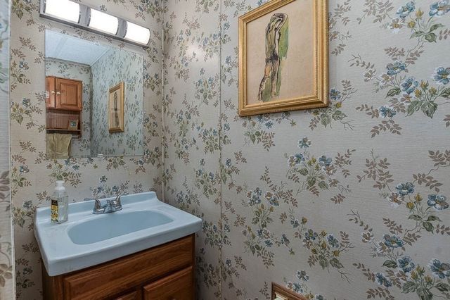 5 Timber Lane, Wareham, MA 02576