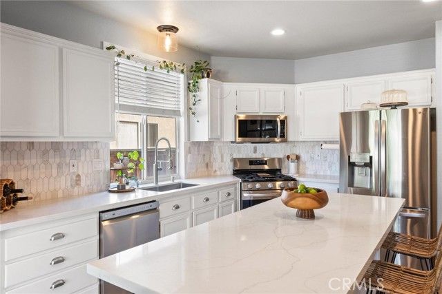 26807 Wilkes Drive, Menifee, CA 92585