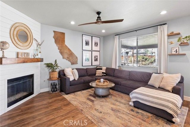 26807 Wilkes Drive, Menifee, CA 92585