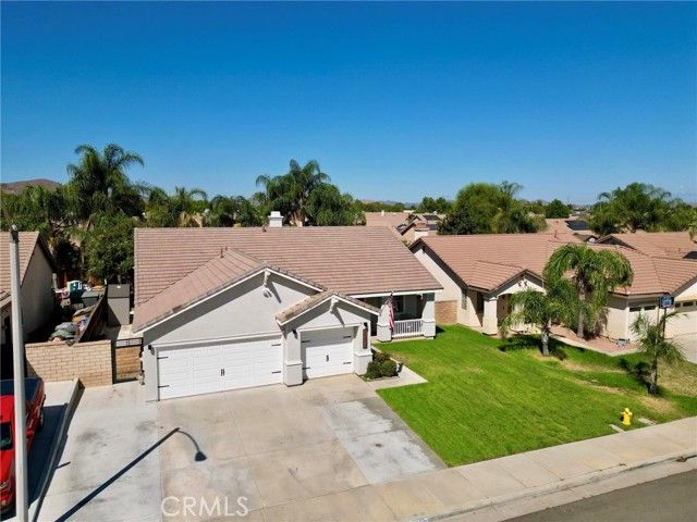 26807 Wilkes Drive, Menifee, CA 92585