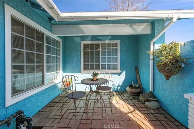 27061 Alabastro, Valencia, CA 91354