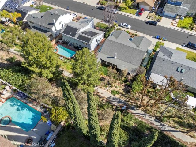 27061 Alabastro, Valencia, CA 91354