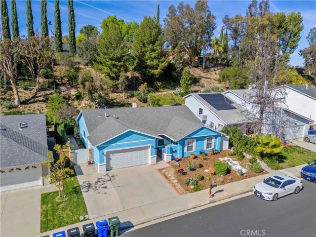 27061 Alabastro, Valencia, CA 91354