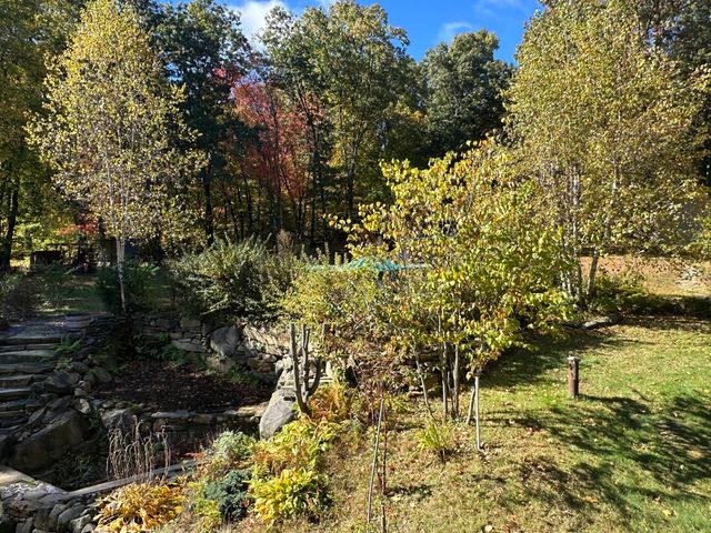 42 Hovey Road, Monson, MA 01057