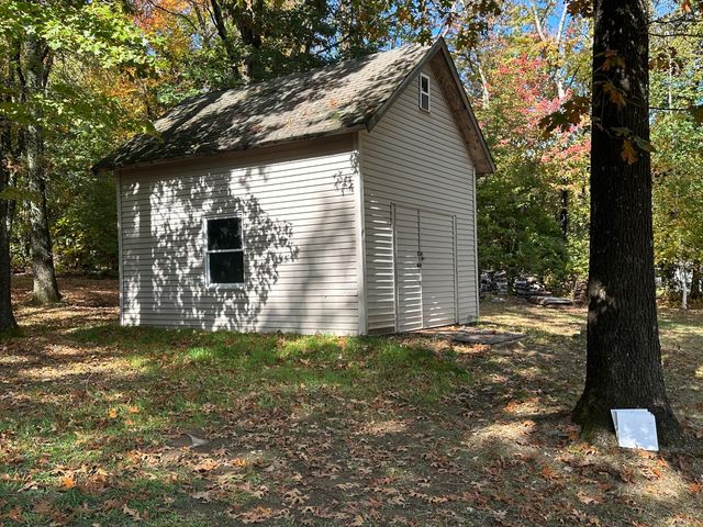 42 Hovey Road, Monson, MA 01057