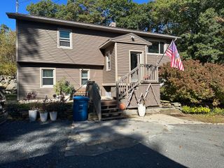 42 Hovey Road, Monson, MA 01057
