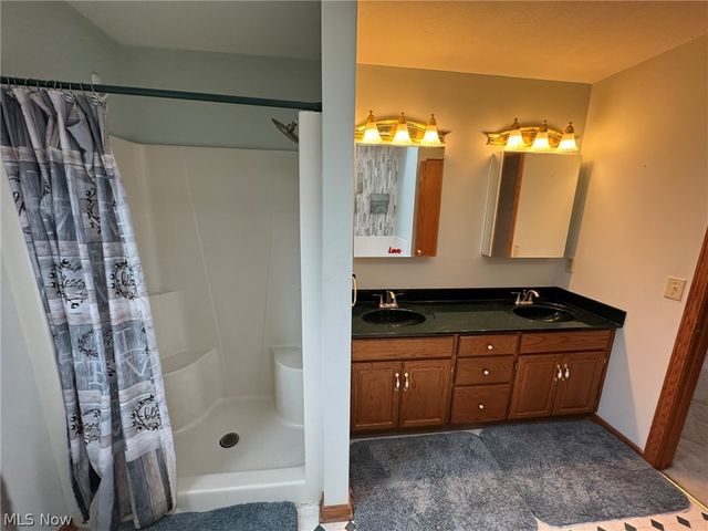 1965 Augusta Drive SE, Massillon, OH 44646