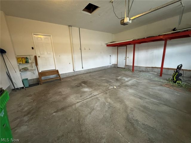 1965 Augusta Drive SE, Massillon, OH 44646