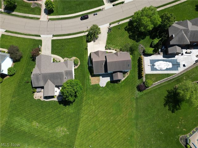 1965 Augusta Drive SE, Massillon, OH 44646
