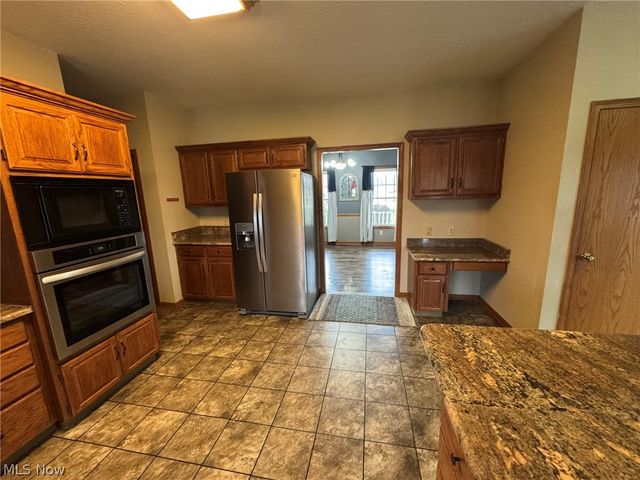 1965 Augusta Drive SE, Massillon, OH 44646