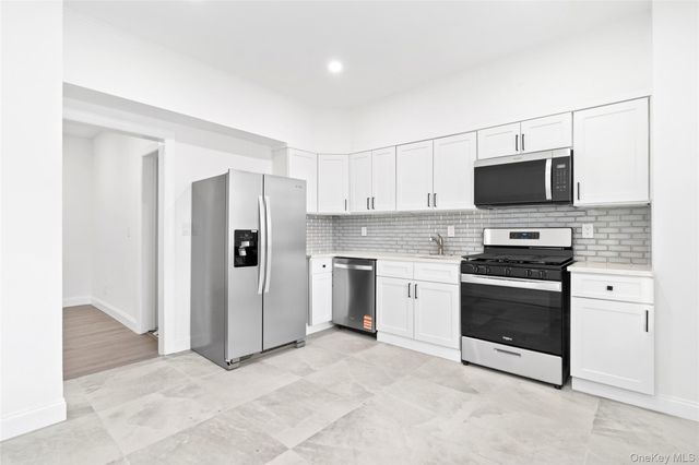 254 Charles Avenue, Staten Island, NY 10302