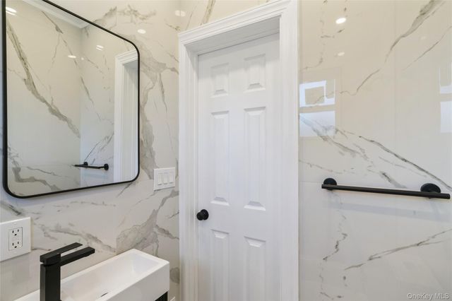 254 Charles Avenue, Staten Island, NY 10302