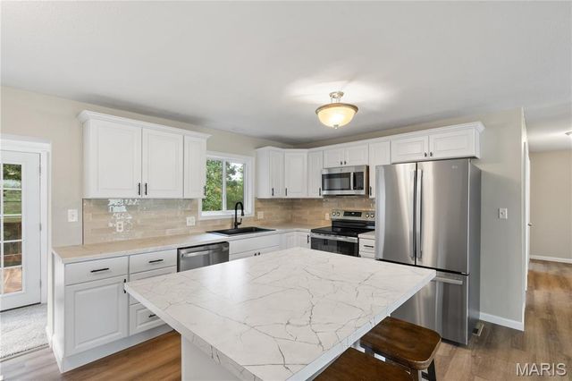 14901 N Old Number 7, Columbia, MO 65202