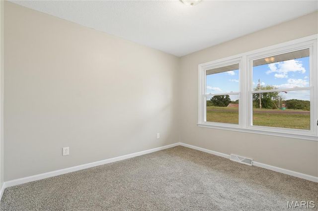 14901 N Old Number 7, Columbia, MO 65202