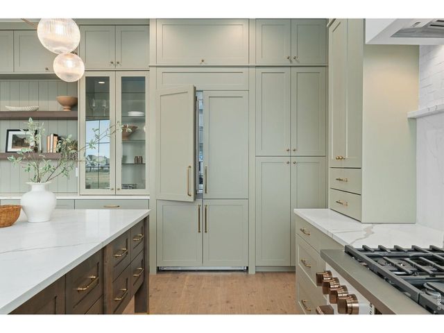 155 Boxwood Dr, Windsor, CO 80550