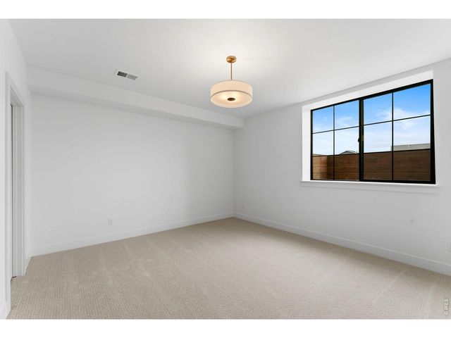 155 Boxwood Dr, Windsor, CO 80550