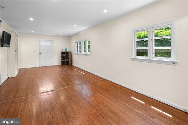 1330 GREAT RD, Princeton, NJ 08540