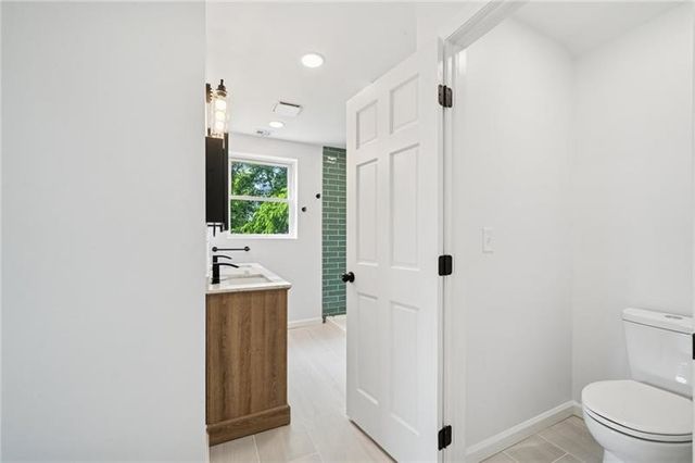 1004 Government Road, Penn Twp, PA 15642