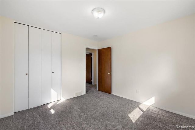 8628 Strom Drive, Sterling Heights, MI 48314