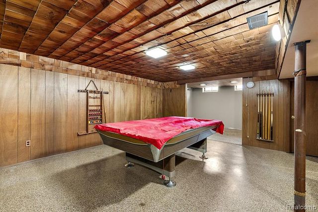 8628 Strom Drive, Sterling Heights, MI 48314