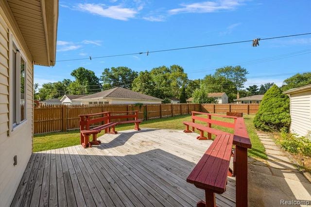 8628 Strom Drive, Sterling Heights, MI 48314