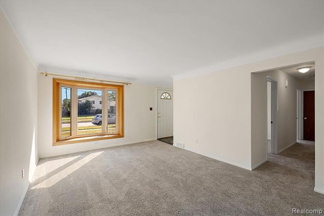 8628 Strom Drive, Sterling Heights, MI 48314