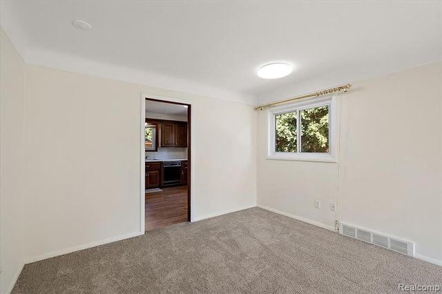 8628 Strom Drive, Sterling Heights, MI 48314