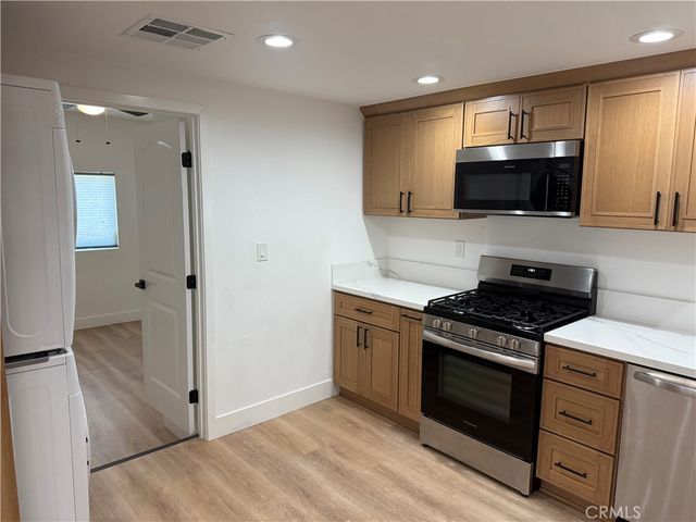 1395 A 3rd, La Verne, CA 91750