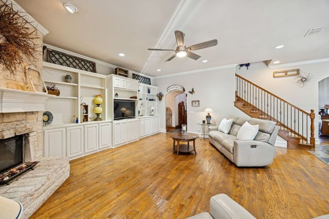 620 Oakmont Court, Fairview, TX 75069