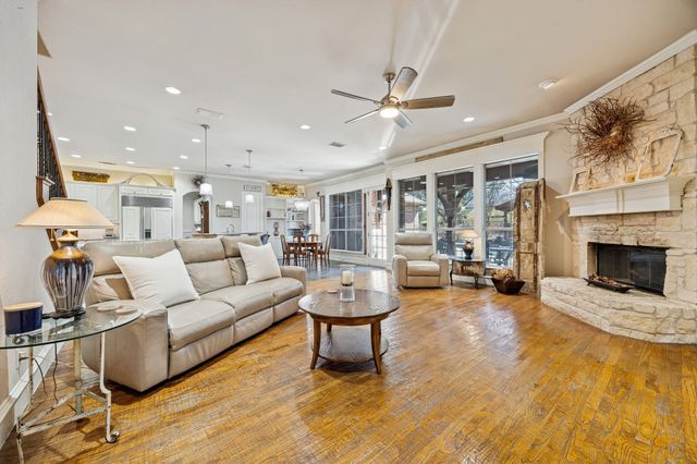 620 Oakmont Court, Fairview, TX 75069