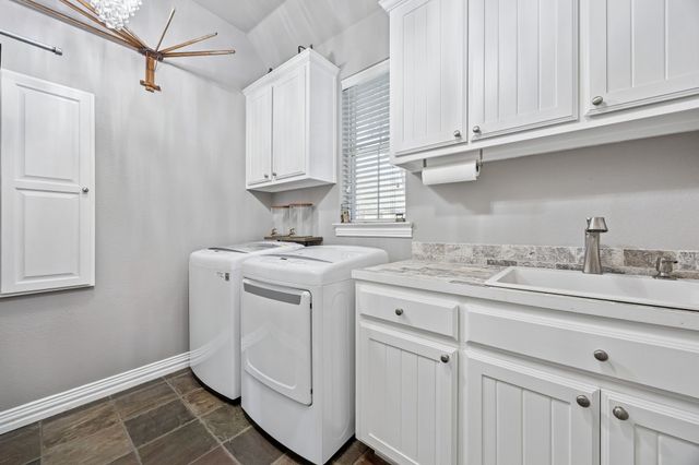 620 Oakmont Court, Fairview, TX 75069