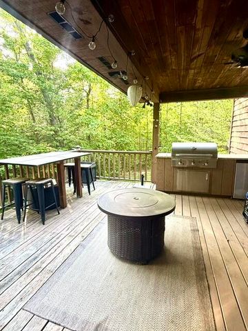 73 Kestrel Drive, Wellington, KY 40387