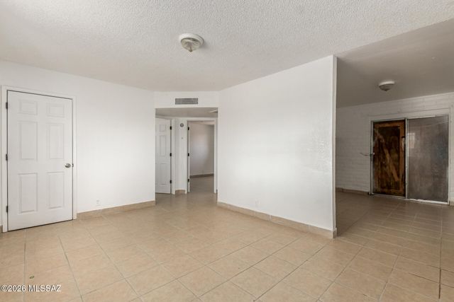 1604 N 9th, Tucson, AZ 85705