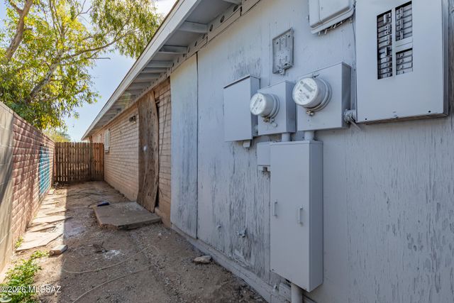 1604 N 9th, Tucson, AZ 85705