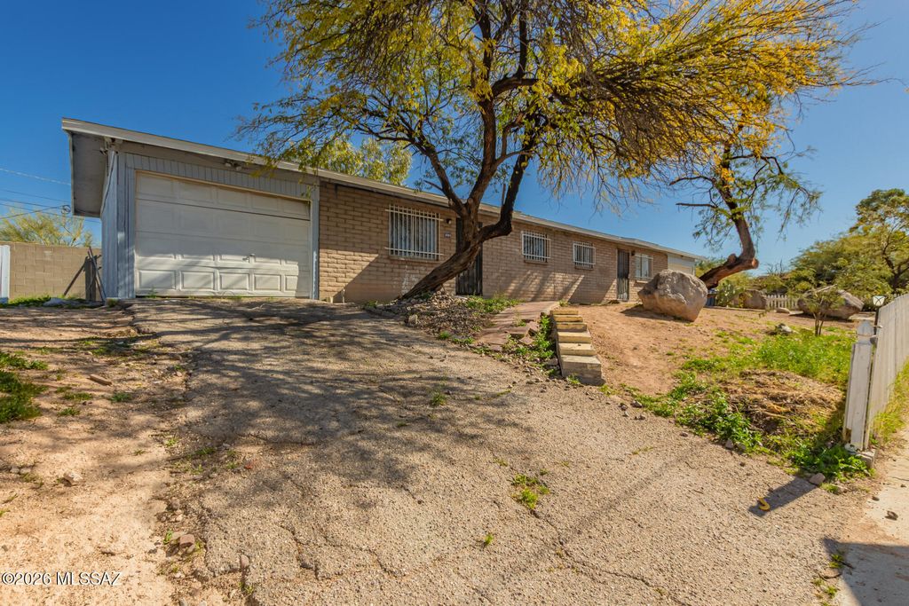 1604 N 9th, Tucson, AZ 85705