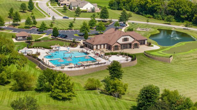 7017 Farm Field Dr, College Grove, TN 37046