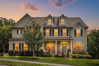 7017 Farm Field Dr, College Grove, TN 37046