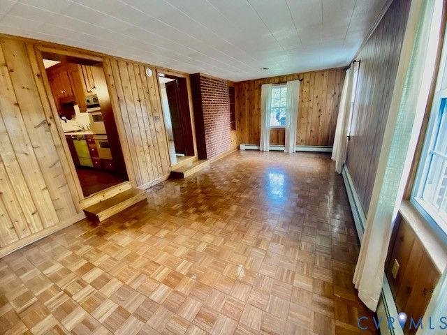 509 Wales Dr, Highland Springs, VA 23075