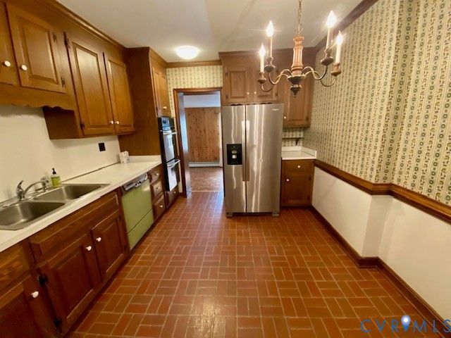 509 Wales Dr, Highland Springs, VA 23075