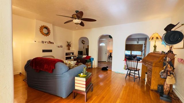 715 N PALMWAY, Lake Worth Beach, FL 33460