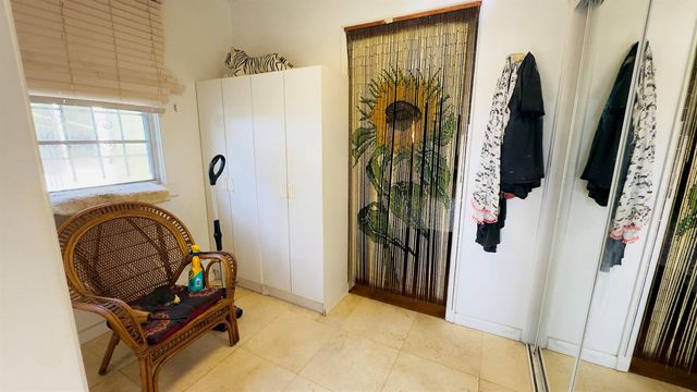 715 N PALMWAY, Lake Worth Beach, FL 33460