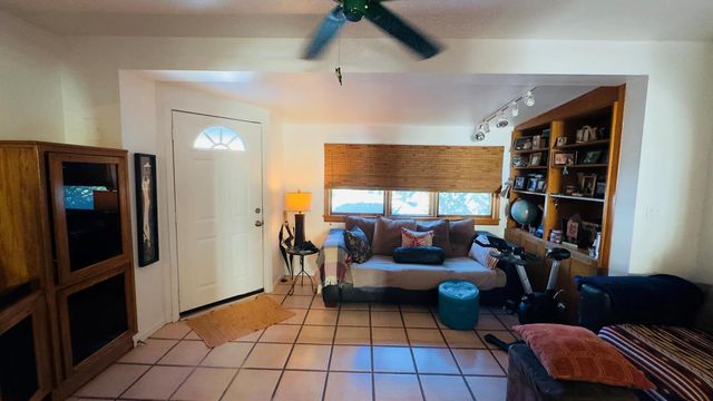 715 N PALMWAY, Lake Worth Beach, FL 33460