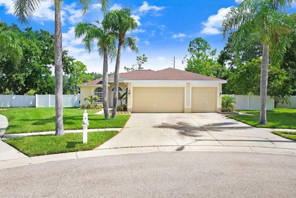8708 EAGLE COVE COURT, Tampa, FL 33635