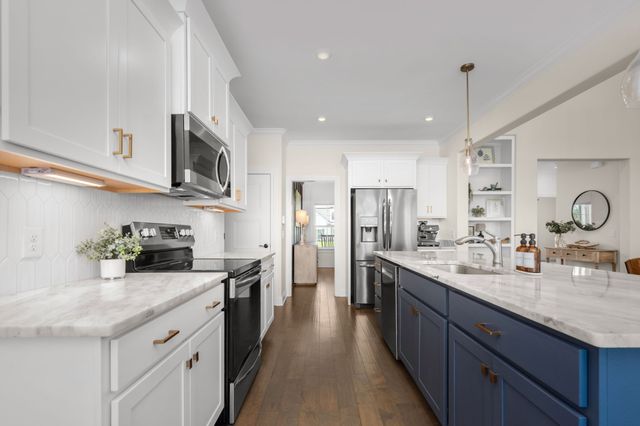 1018 Owen Layne Dr, Murfreesboro, TN 37129