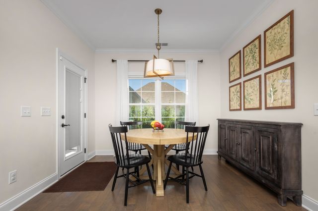 1018 Owen Layne Dr, Murfreesboro, TN 37129